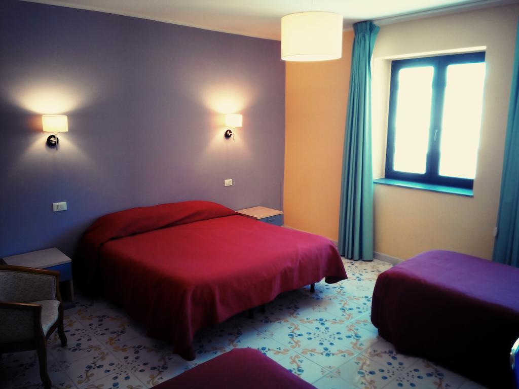 Casantica Turismo Rurale Milazzo Ruang foto