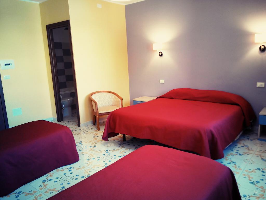 Casantica Turismo Rurale Milazzo Ruang foto